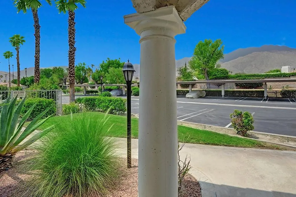 Mesquite Desert Bungalow Palm Springs Holiday home